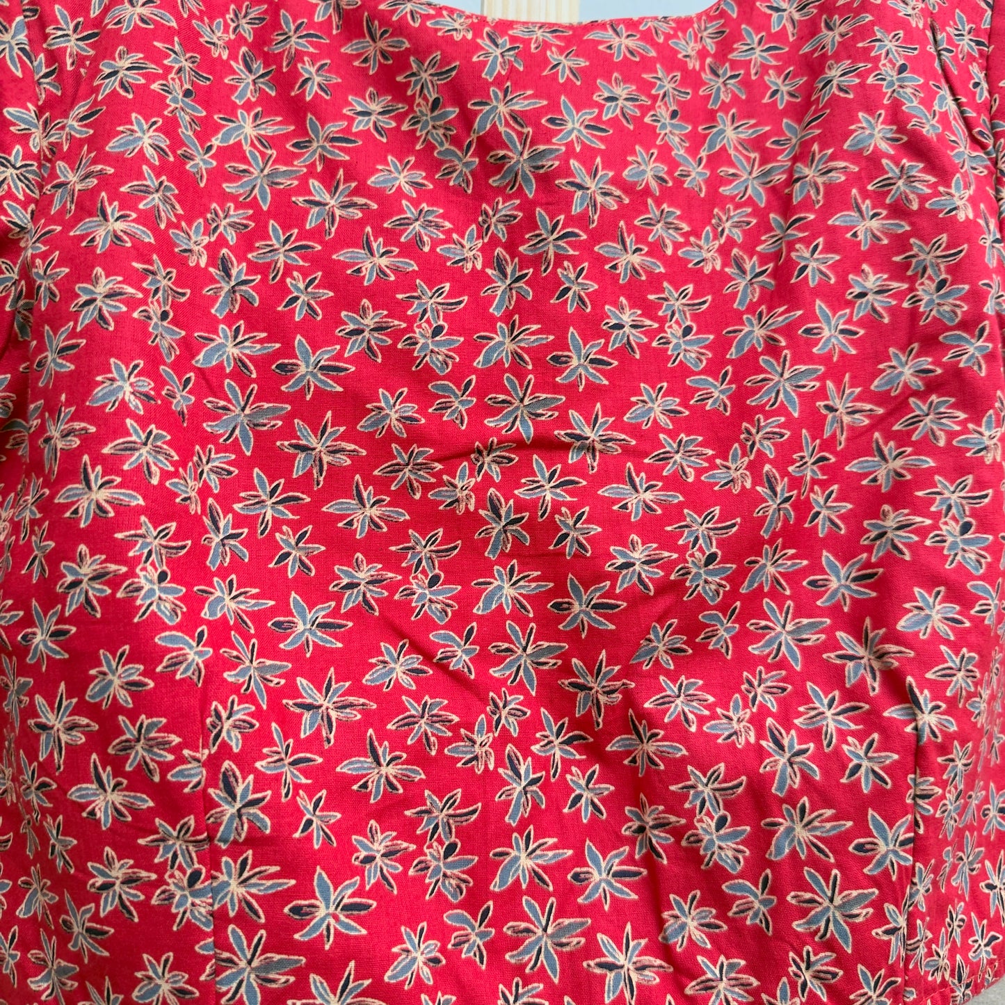 Lipstick red floral printed sweetheart neck cotton blouse - JTG Fashions